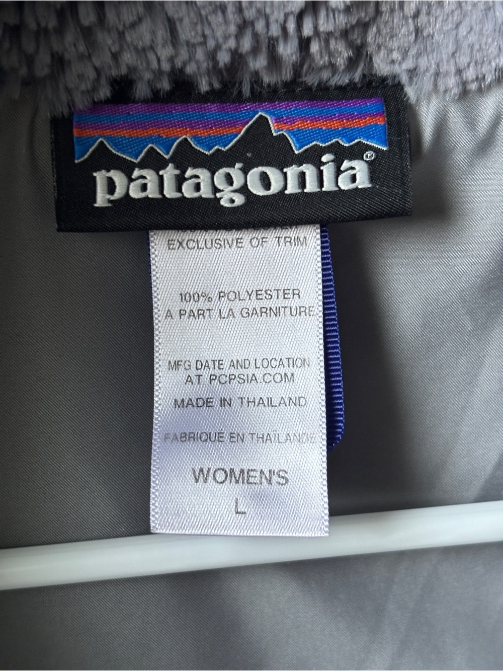 Patagonia Pelage Vest with Brown Chevron Accent women’s large - Picture 3 of 6